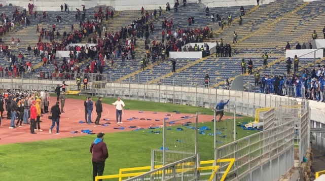 إيقاف 30 شخصا في أحداث شغب مباراة الوداد واتحاد طنجة