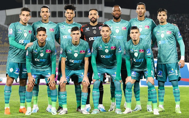 نهائي كأس العرش.. زينباور يختار التشكيلة الرسمية للرجاء