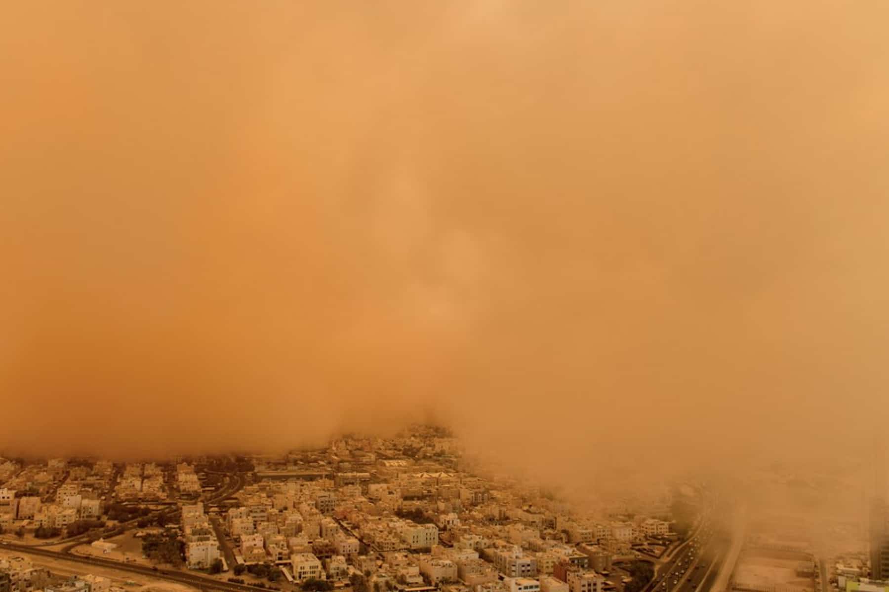 توضيح بشأن العواصف الرملية بالمغرب