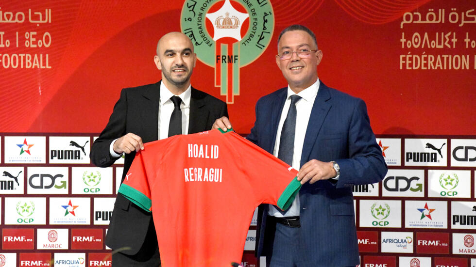 بعد الإقصاء من الكان.. الجامعة تجدد الثقة في الناخب الوطني وليد الركراكي