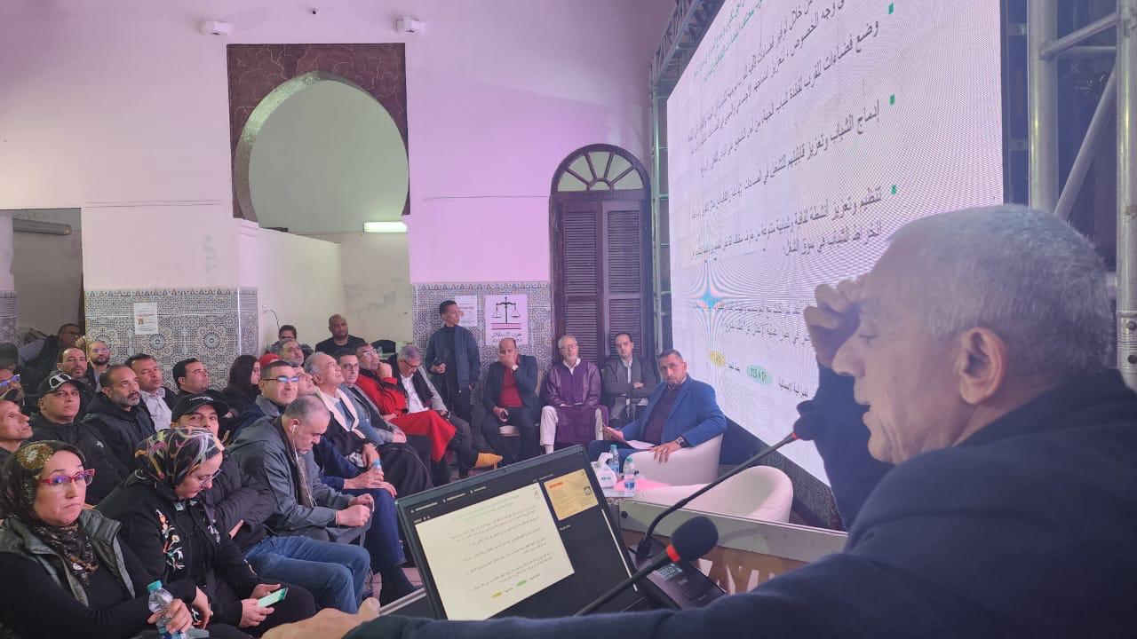 معزوز: قضايا الشباب رهان مشترك، وجهة البيضاء تضعها في صلب استراتيجيتها التنموية